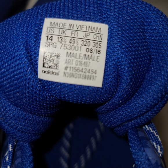 Adidas lite strike cleats - Picture 3 of 3